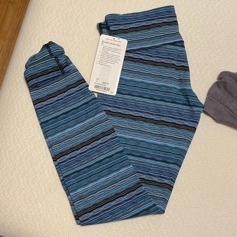 BNWT lulu wunder under pant III